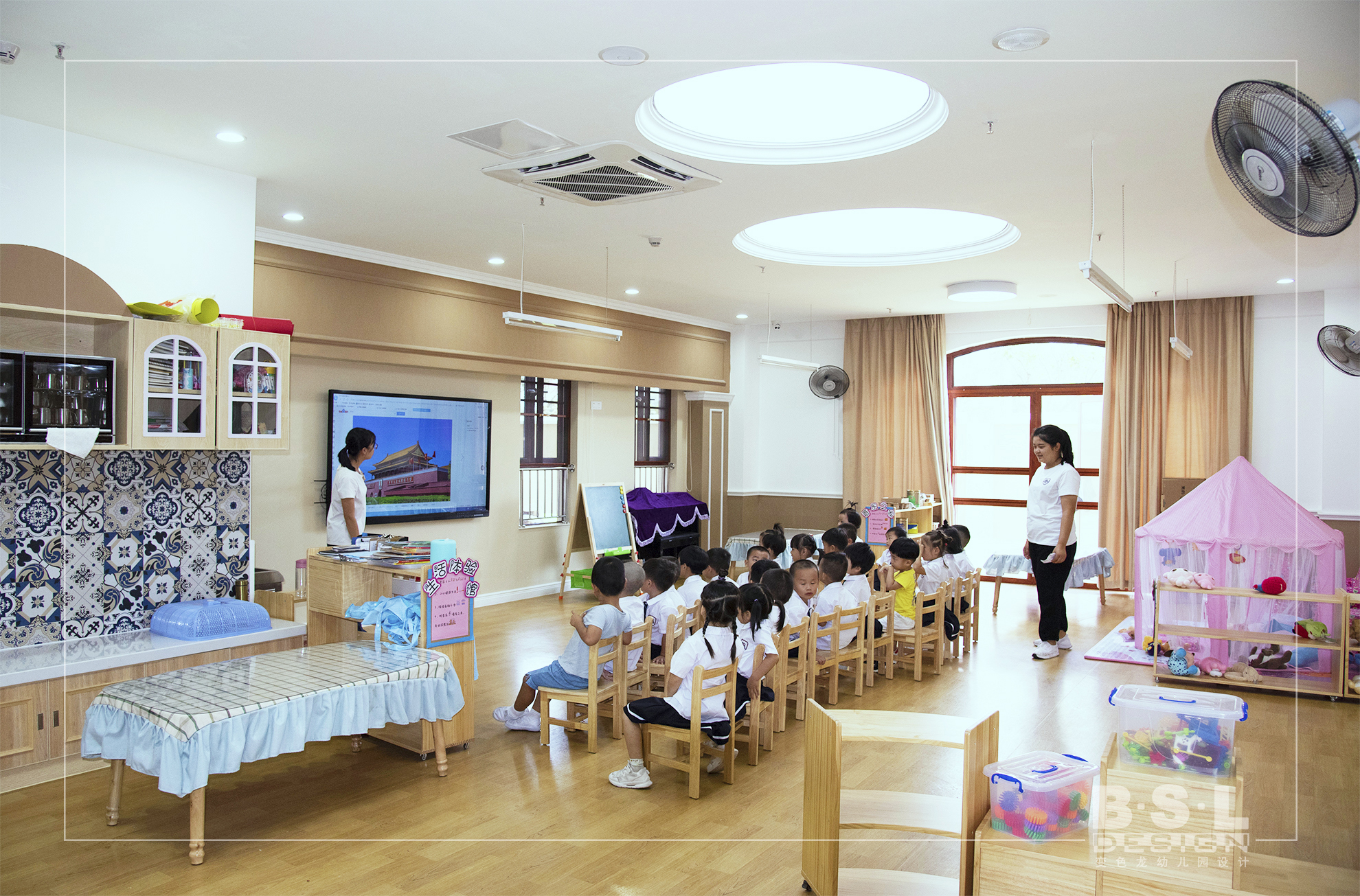 幼兒園天花吊頂有哪些，怎樣作選擇|幼兒園裝修設計知識